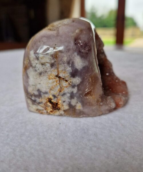 Alternative view of Pink Amethyst Freeform 18 Self Standing Healing Crystal Natural Crystal Gem 349g – H5xW7xD6.5cm