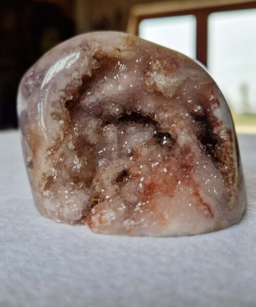 Pink Amethyst Freeform 18 Self Standing Healing Crystal Natural Crystal Gem 349g – H5xW7xD6.5cm - Image 7