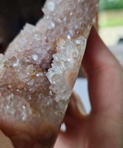 Pink Amethyst Freeform 23 Self Standing Healing Crystal Natural Crystal Gem 311g – H8.5xW7.5xD4cm - Image 8