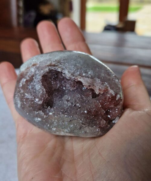 Pink Amethyst Freeform 37 Self Standing Healing Crystal Natural Crystal Gem 228g – H3.5xW7xD6.5cm - Image 7