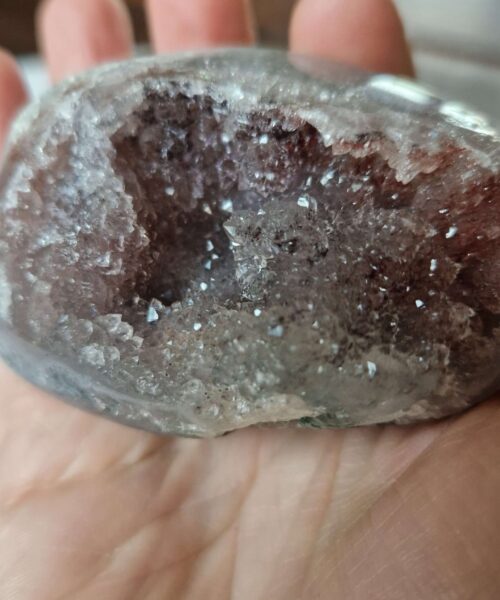 Pink Amethyst Freeform 37 Self Standing Healing Crystal Natural Crystal Gem 228g – H3.5xW7xD6.5cm - Image 8