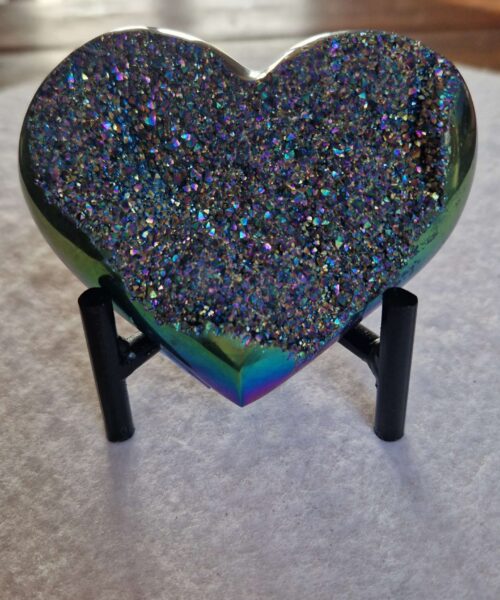 Rainbow Quartz Heart with Stand 49 Aura, Titanium, Cluster, Crystal, Gemstone 317g – H7.5xW9.5xD5cm