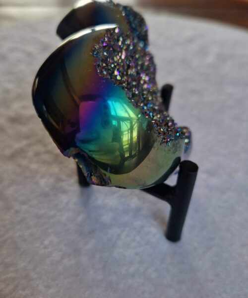 Alternative view of Rainbow Quartz Heart with Stand 49 Aura, Titanium, Cluster, Crystal, Gemstone 317g – H7.5xW9.5xD5cm