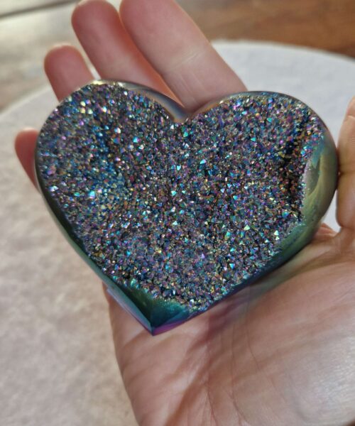 Rainbow Quartz Heart with Stand 49 Aura, Titanium, Cluster, Crystal, Gemstone 317g – H7.5xW9.5xD5cm - Image 7