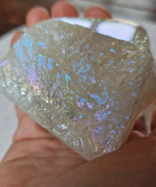 Premium Angel Aura Point 3 Crystal Clear Quartz Tower 317g - H8.5xW8xD5cm - Image 7