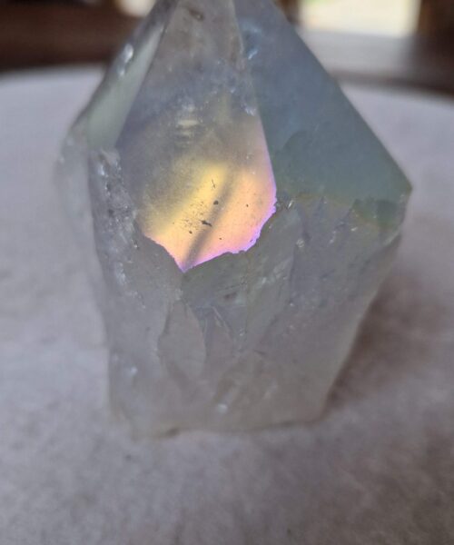Premium Angel Aura Point 4 Crystal Clear Quartz Tower 333g - H10xW7xD6cm - Image 3