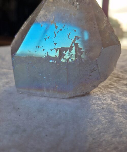 Premium Angel Aura Point 8 Crystal Clear Quartz Tower 409g - H8.5xW8xD5.5cm