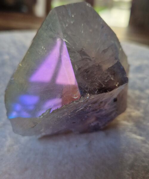 Premium Angel Aura Point 8 Crystal Clear Quartz Tower 409g - H8.5xW8xD5.5cm - Image 3