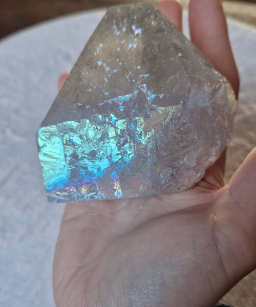 Premium Angel Aura Point 8 Crystal Clear Quartz Tower 409g - H8.5xW8xD5.5cm - Image 7