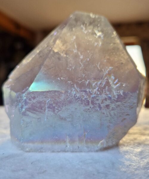 Premium Angel Aura Point 8 Crystal Clear Quartz Tower 409g - H8.5xW8xD5.5cm - Image 9