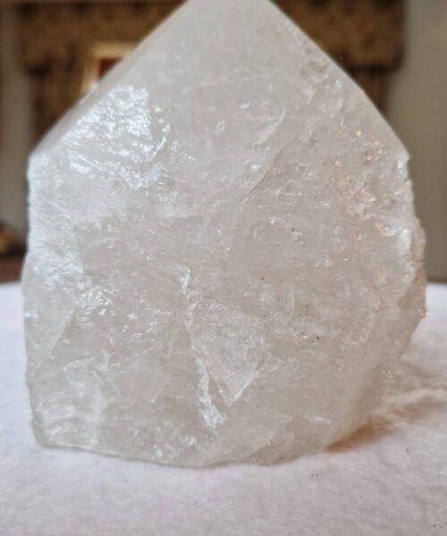 Large Clear Quartz White Crystal 10 Quartz Tower Points Polished Tip Gemstones Natural 1.302g H12xW9.5xD9.5cm - Image 10