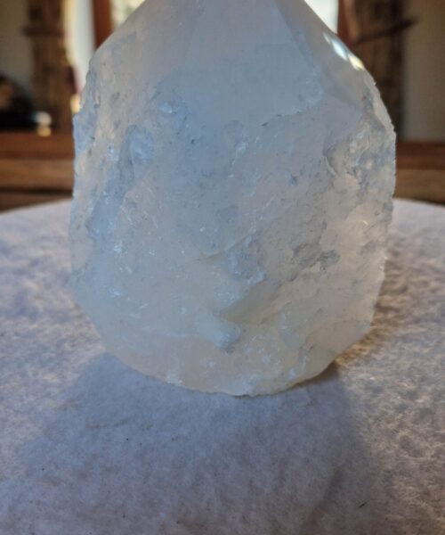 Large Clear Quartz White Crystal 2 Quartz Tower Points Polished Tip Gemstones Natural 972g H13xW9.5xD8cm