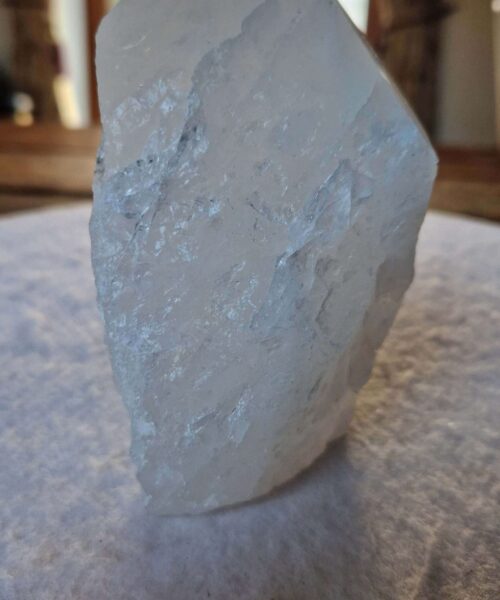 Large Clear Quartz White Crystal 3 Quartz Tower Points Polished Tip Gemstones Natural 1.349g H13xW9xD9cm