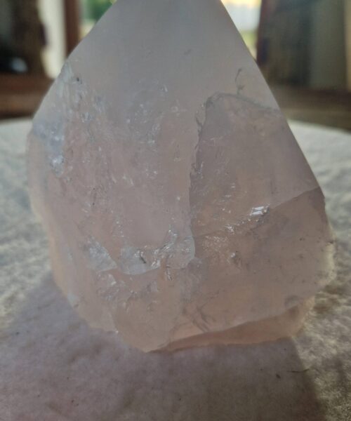 Large Rose Quartz Pink Crystal 5 Quartz Tower Points Polished Tip Gemstones Natural 834g H11xW10.5xD8cm - Image 4