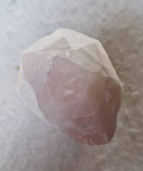 Large Rose Quartz Pink Crystal 7 Quartz Tower Points Polished Tip Gemstones Natural 807g H12xW8.5xD6.5cm - Image 5