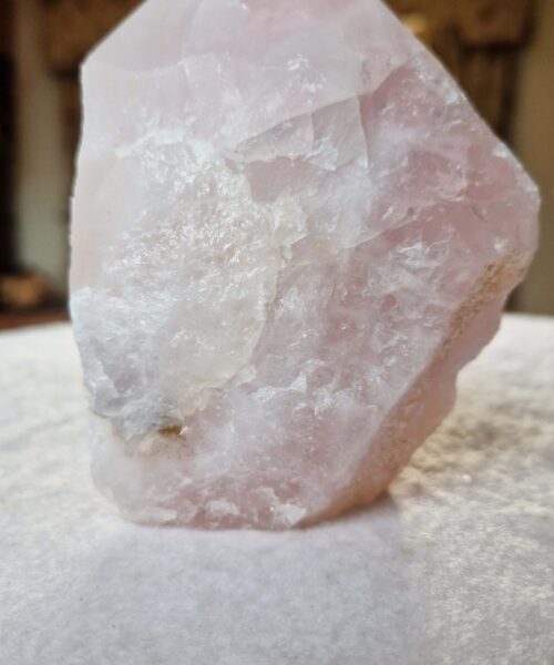 Large Rose Quartz Pink Crystal 7 Quartz Tower Points Polished Tip Gemstones Natural 807g H12xW8.5xD6.5cm - Image 10