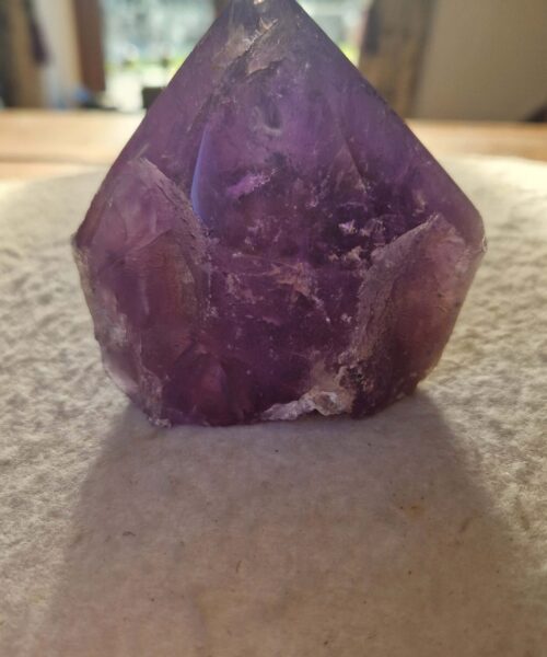 Large Premium Amethyst Quartz Purple 28 Crystal Quartz Point Tower 467g H8.5xW8.5xD5.5cm