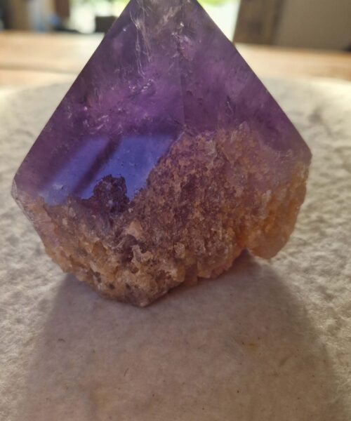 Large Premium Amethyst Quartz Purple 28 Crystal Quartz Point Tower 467g H8.5xW8.5xD5.5cm - Image 3