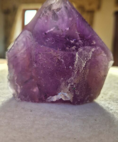 Large Premium Amethyst Quartz Purple 28 Crystal Quartz Point Tower 467g H8.5xW8.5xD5.5cm - Image 9