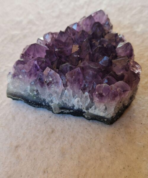 Large Premium High Grade Amethyst Raw Druzy Cluster Piece 38 - 673g H4.5xW13xD9.5cm - Image 3
