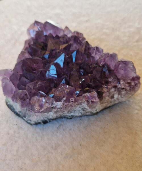 Large Premium High Grade Amethyst Raw Druzy Cluster Piece 38 - 673g H4.5xW13xD9.5cm - Image 5