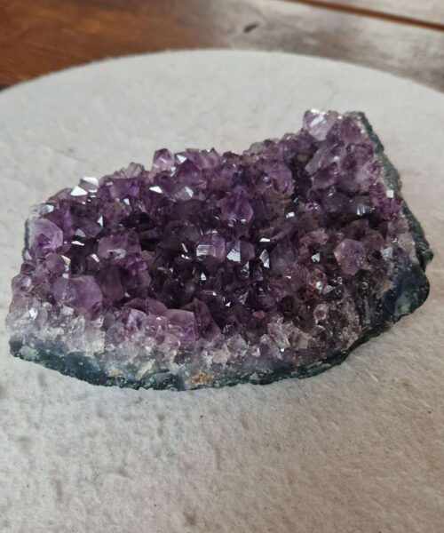 Large Premium High Grade Amethyst Raw Druzy Cluster Piece 42 - 866g H5xW15.5xD10cm - Image 6