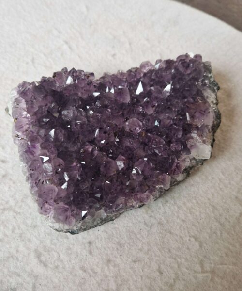 Large Premium High Grade Amethyst Raw Druzy Cluster Piece 45 - 753g H5xW15xD10cm - Image 5