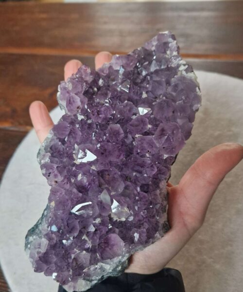 Large Premium High Grade Amethyst Raw Druzy Cluster Piece 46 - 837g H5.5xW19xD9cm - Image 9