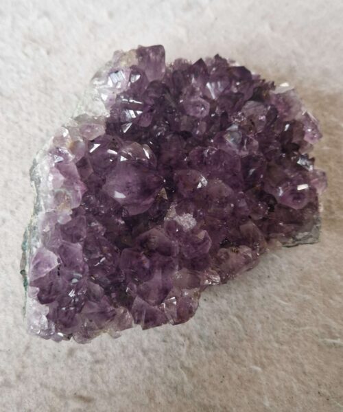 Large Premium High Grade Amethyst Raw Druzy Cluster Piece 48 - 732g H5.5xW15xD11cm