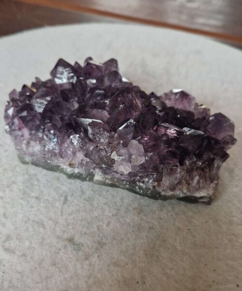 Large Premium High Grade Amethyst Raw Druzy Cluster Piece 49 - 836g H5.5xW14xD8.5cm - Image 6