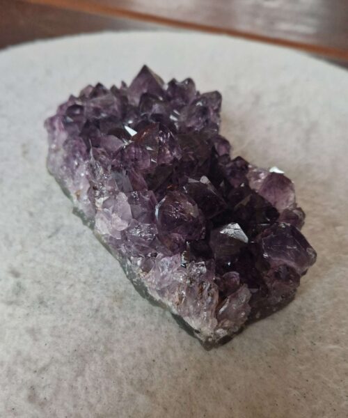 Large Premium High Grade Amethyst Raw Druzy Cluster Piece 49 - 836g H5.5xW14xD8.5cm - Image 7