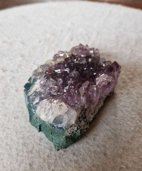 Premium High Grade Amethyst Druzy Cluster Piece 54 - 211g H3.5xW8xD7cm - Image 4