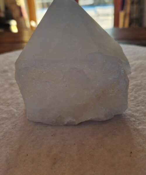 Large Clear Quartz White Crystal 23 Quartz Tower Points Polished Tip Gemstones Natural 1.041g H10xW9.5xD8cm