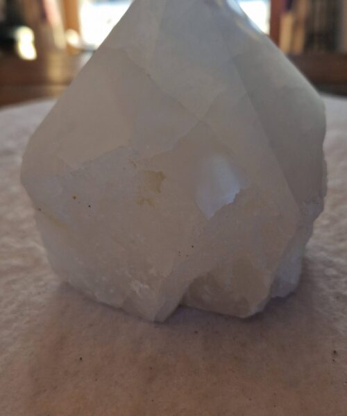 Large Clear Quartz White Crystal 23 Quartz Tower Points Polished Tip Gemstones Natural 1.041g H10xW9.5xD8cm - Image 3