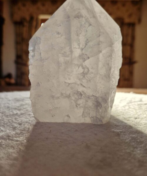 Large Clear Quartz White Crystal 26 Quartz Tower Points Polished Tip Gemstones Natural 924g H12xW7.5xD6cm - Image 8