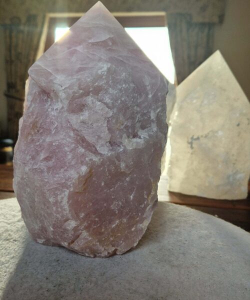 HUGE Extra Large Tall Point 25 Premium Rose Quartz Pink Crystal Quartz 5137g H24xW16xD11cm - Image 10