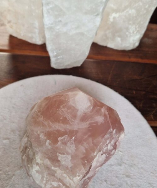 HUGE Extra Large Tall Point 27 Premium Rose Quartz Pink Crystal Quartz 4735g H18xW15xD14cm - Image 8