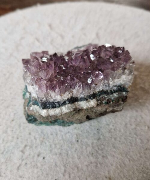 Large Premium High Grade Amethyst Raw Druzy Cluster Piece 106 - 641g H6.5xW10xD8cm - Image 5