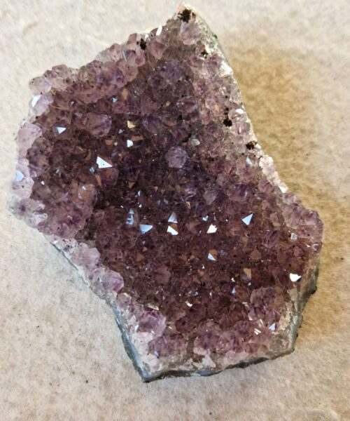 Premium High Grade Amethyst Druzy Cluster Piece 67 - 282g H4xW11xD7.5cm - Image 9