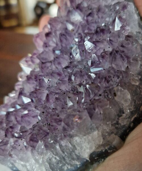 Premium High Grade Amethyst Druzy Cluster Piece 73 - 441g H4xW12.5xW7.5cm - Image 9