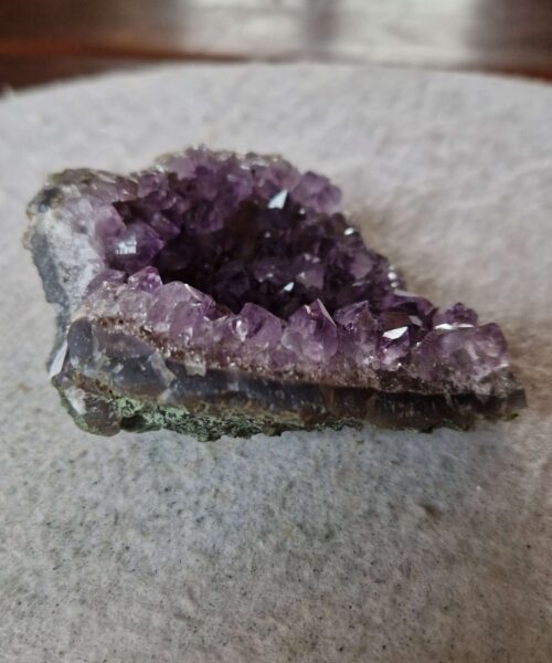 Premium High Grade Amethyst Druzy Cluster Piece 79 - 258g H4xW9.5xD8cm - Image 6