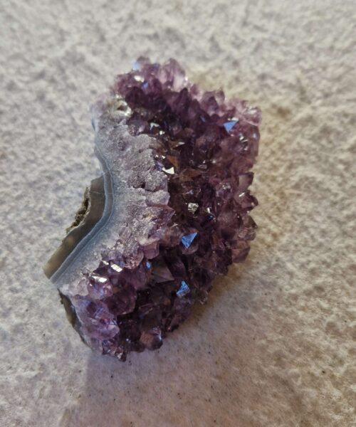 Premium High Grade Amethyst Druzy Cluster Piece 88 - 322g H4xW13xD7.5cm - Image 7