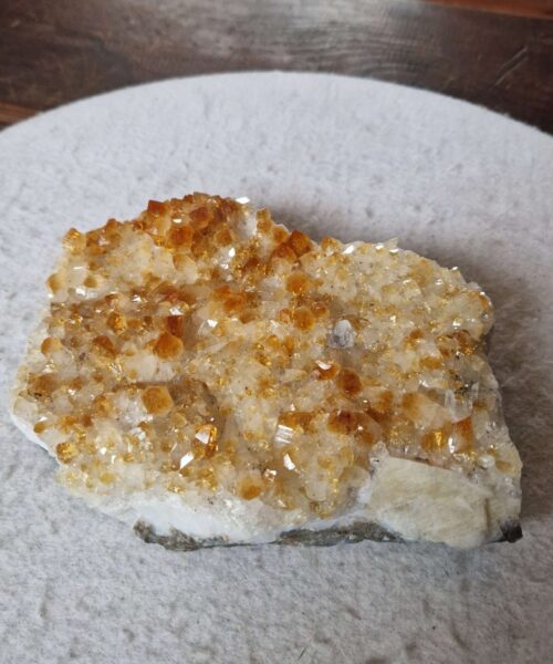 Large Premium High Grade Citrine Raw Druzy Cluster Piece 38 - 1.148g H4xW16xD13cm - Image 4