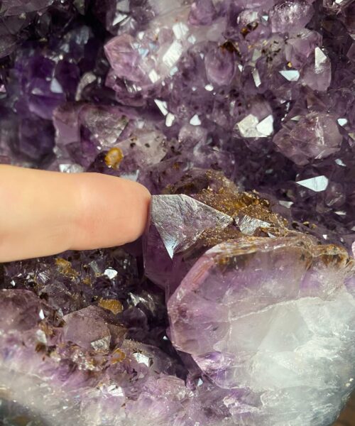 Amethyst Crystal Geode 934 Premium Queen Grade 13.12kg H28xW25xD18cm - Image 10