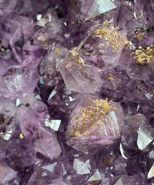 Amethyst Crystal Geode 934 Premium Queen Grade 13.12kg H28xW25xD18cm - Image 8