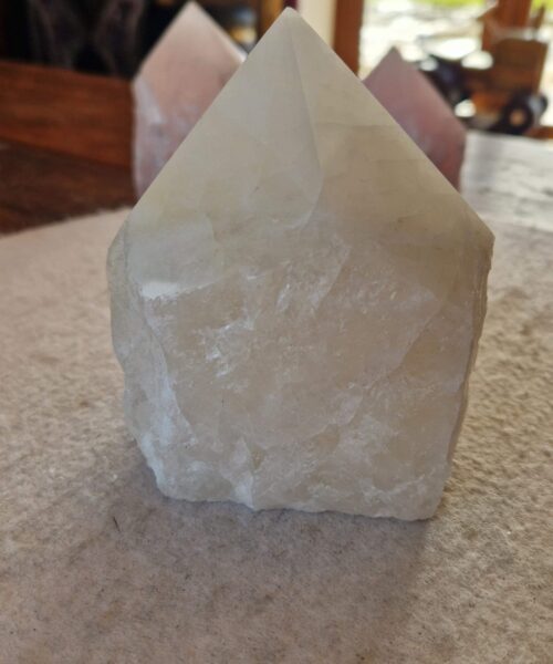 Large Clear Quartz White Crystal 31 Quartz Tower Points Polished Tip Gemstones Natural 1.188g H10xW9.5xD8cm - Image 6