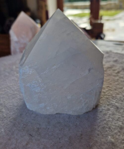 Large Clear Quartz White Crystal 32 Quartz Tower Points Polished Tip Gemstones Natural 1.077g H9xW9.5xD9cm - Image 5