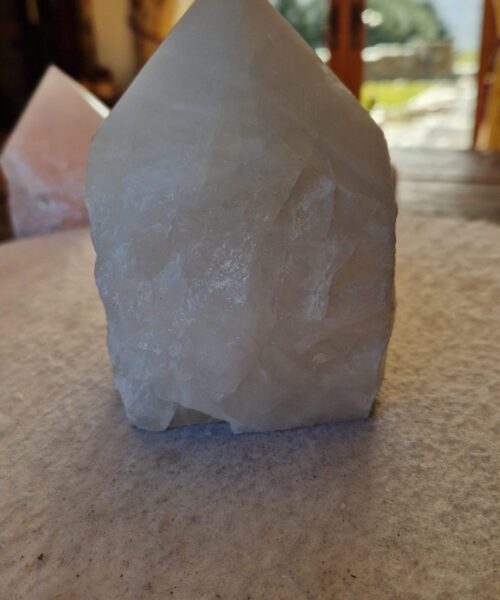 Large Clear Quartz White Crystal 34 Quartz Tower Points Polished Tip Gemstones Natural 1.224g H11.5xW8xD8cm