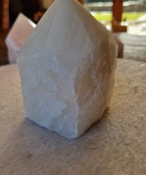 Large Clear Quartz White Crystal 34 Quartz Tower Points Polished Tip Gemstones Natural 1.224g H11.5xW8xD8cm - Image 5