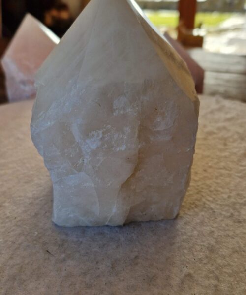 Large Clear Quartz White Crystal 34 Quartz Tower Points Polished Tip Gemstones Natural 1.224g H11.5xW8xD8cm - Image 6